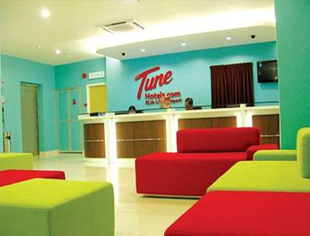 Tune Hotel Klia Aeropolis Sepang Exterior photo