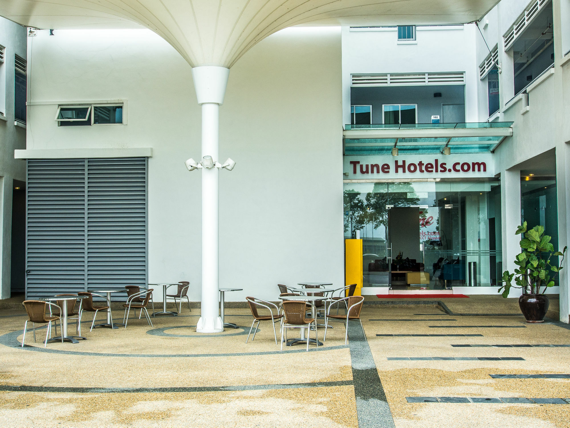 Tune Hotel Klia Aeropolis Sepang Exterior photo