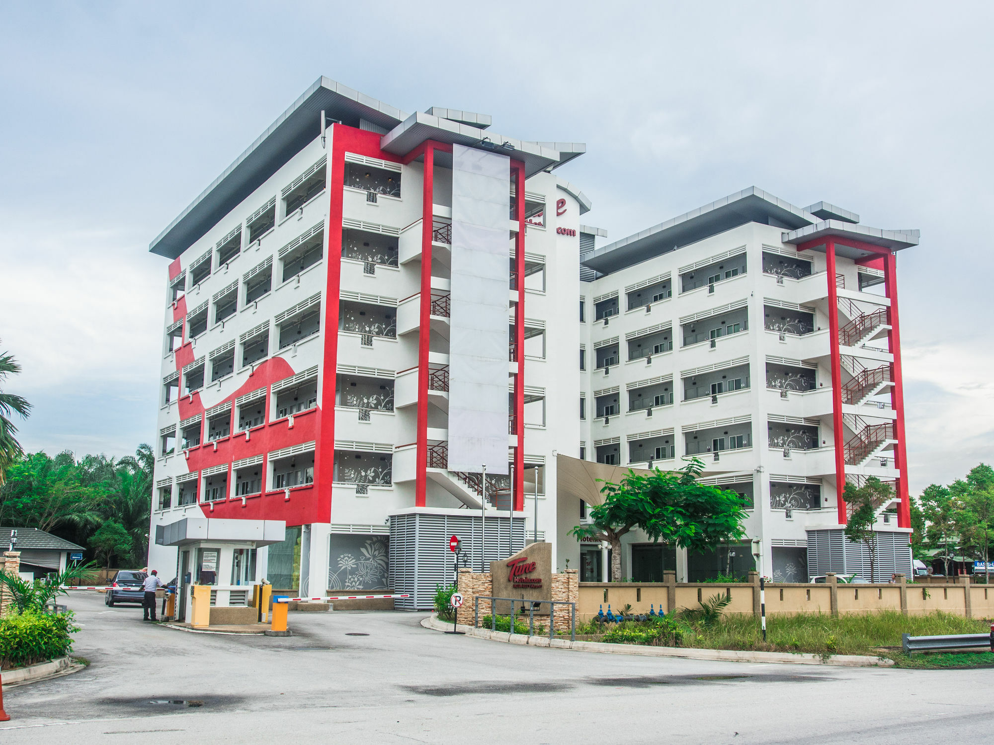 Tune Hotel Klia Aeropolis Sepang Exterior photo